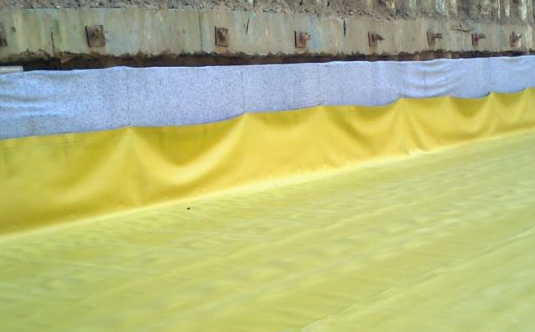 Sinyal Tabaklı PVC Geomembran